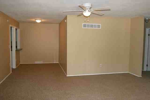 5300 NE 59th Terrace - Photo 2 of 8