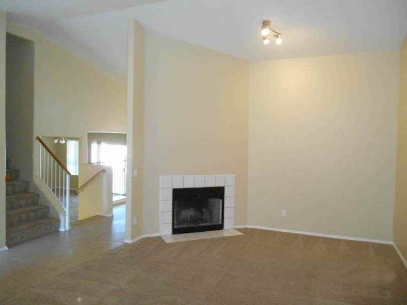 6604 E Fairbrook St - Photo 2 of 7