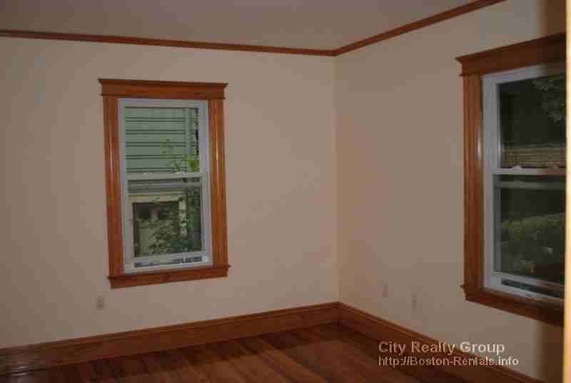 100 Columbia Rd - Photo 2 of 15