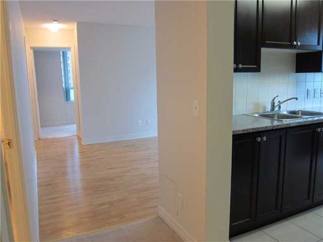 51 Lower Simcoe Street #907