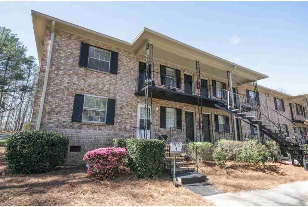 Campbell Crossing - Photo 2 of 15