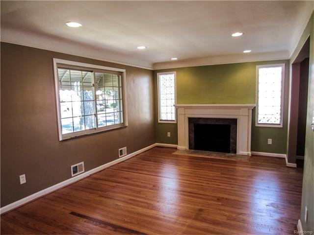 6500-6798 Appoline St - Photo 3 of 28