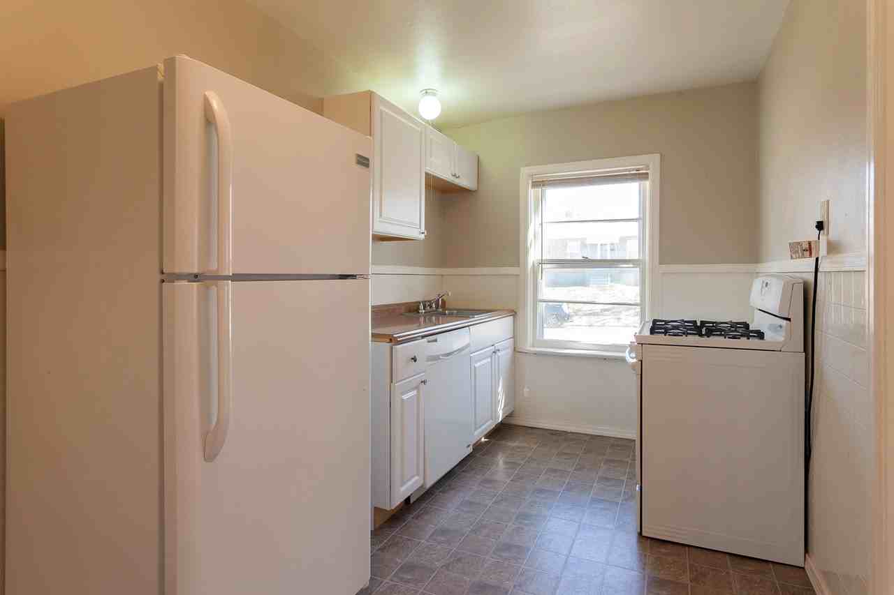 3515 St Luke Ln - Photo 3 of 6