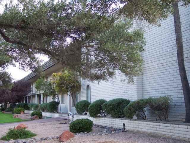 Sierra Pointe Apartments - Photo 3 of 12