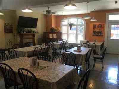 397 Brock St - Photo 2 of 16