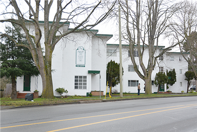 1855 Fort St - Photo 2 of 10