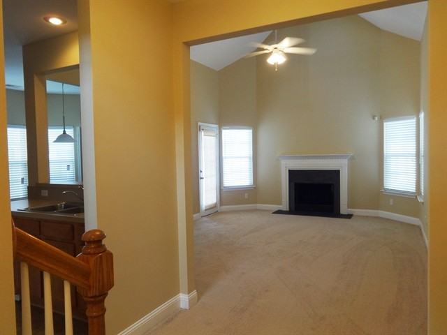 104 9th Ave - Photo 2 of 12