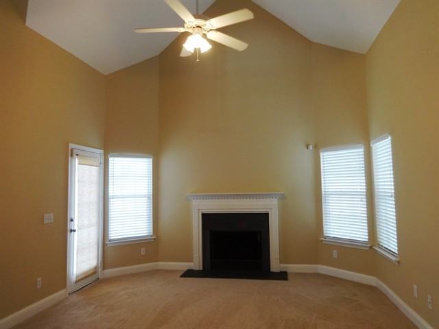 104 9th Ave - Photo 3 of 12