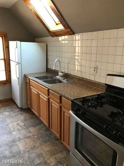 617 Elm St #Fl 3 - Photo 2 of 5