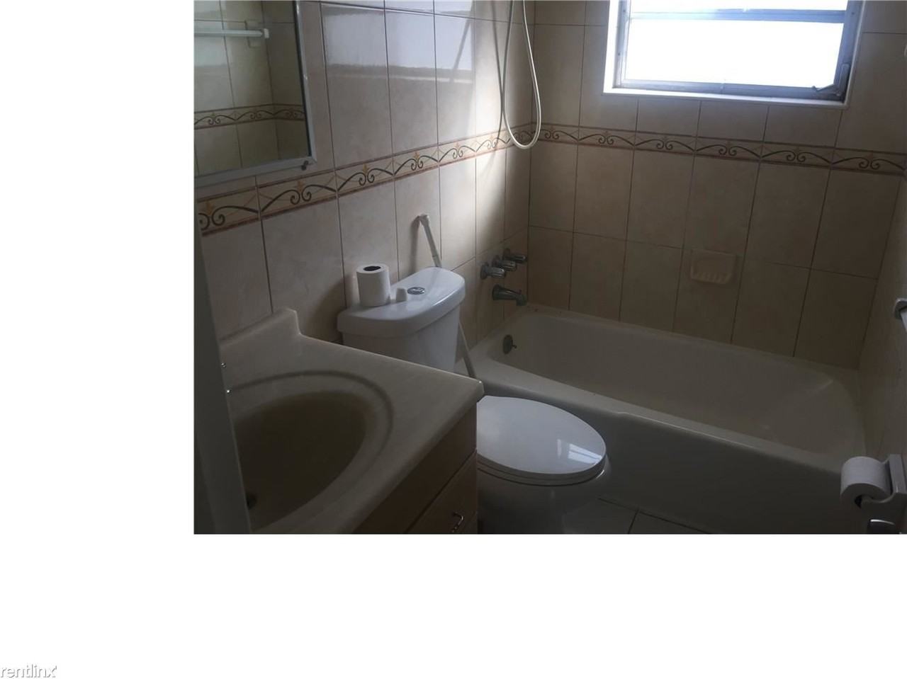 4290 NW 49th Terrace - Photo 3 of 6