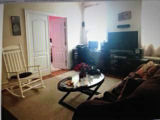 2249 E 23rd St 2B - Photo 2 of 8