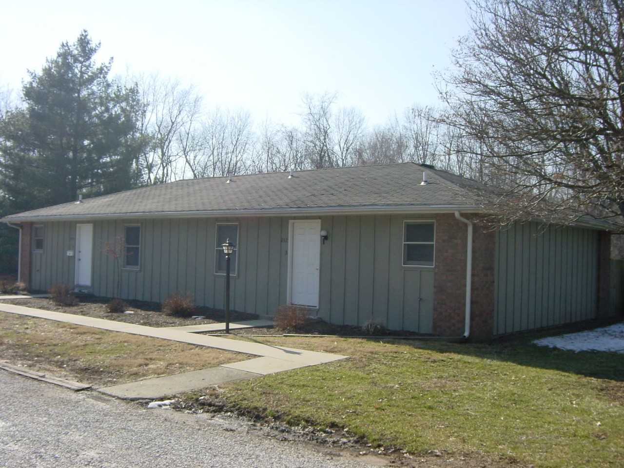 2325-2399 Wallace Ave - Photo 2 of 4