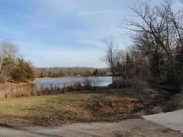 511 Dogwood Ln - Photo 2 of 3