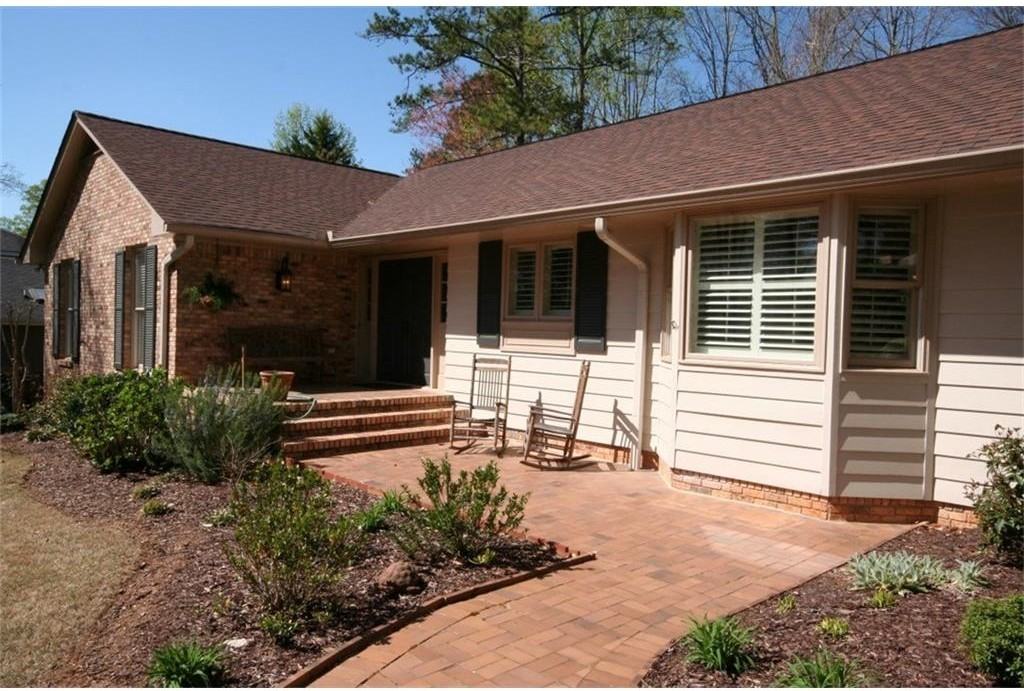 915 Hickory Oak Hollow - Photo 2 of 14