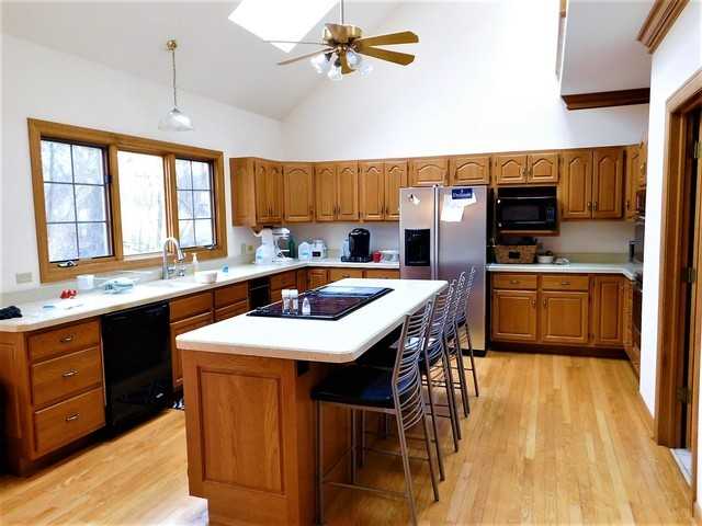 275 Rugby Rd - Photo 2 of 22