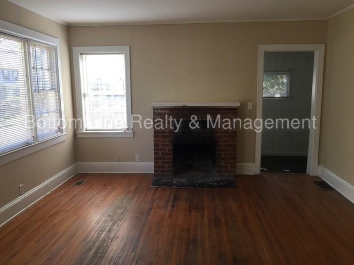 314 Harrison St - Photo 2 of 15