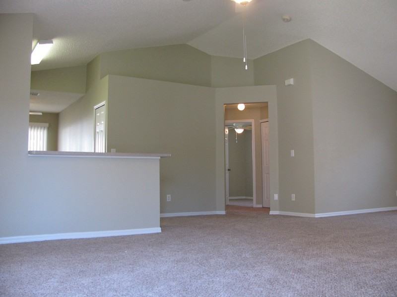 1720 Tropicana Way - Photo 2 of 11