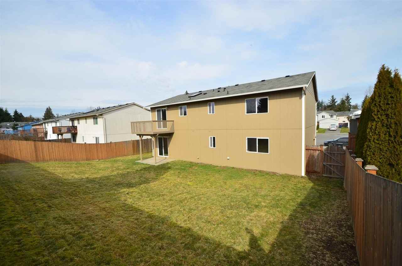 4612 195th St NE - Photo 2 of 15