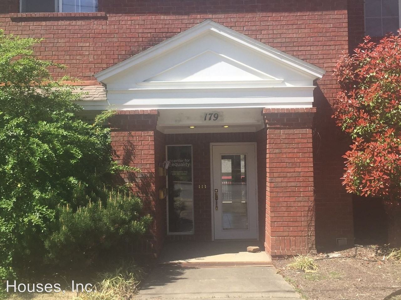 179 N Church Ave - Photo 2 of 8