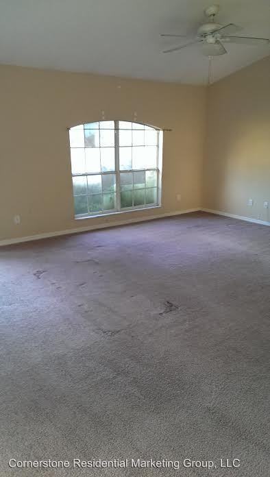 1866 13th St - Photo 2 of 8