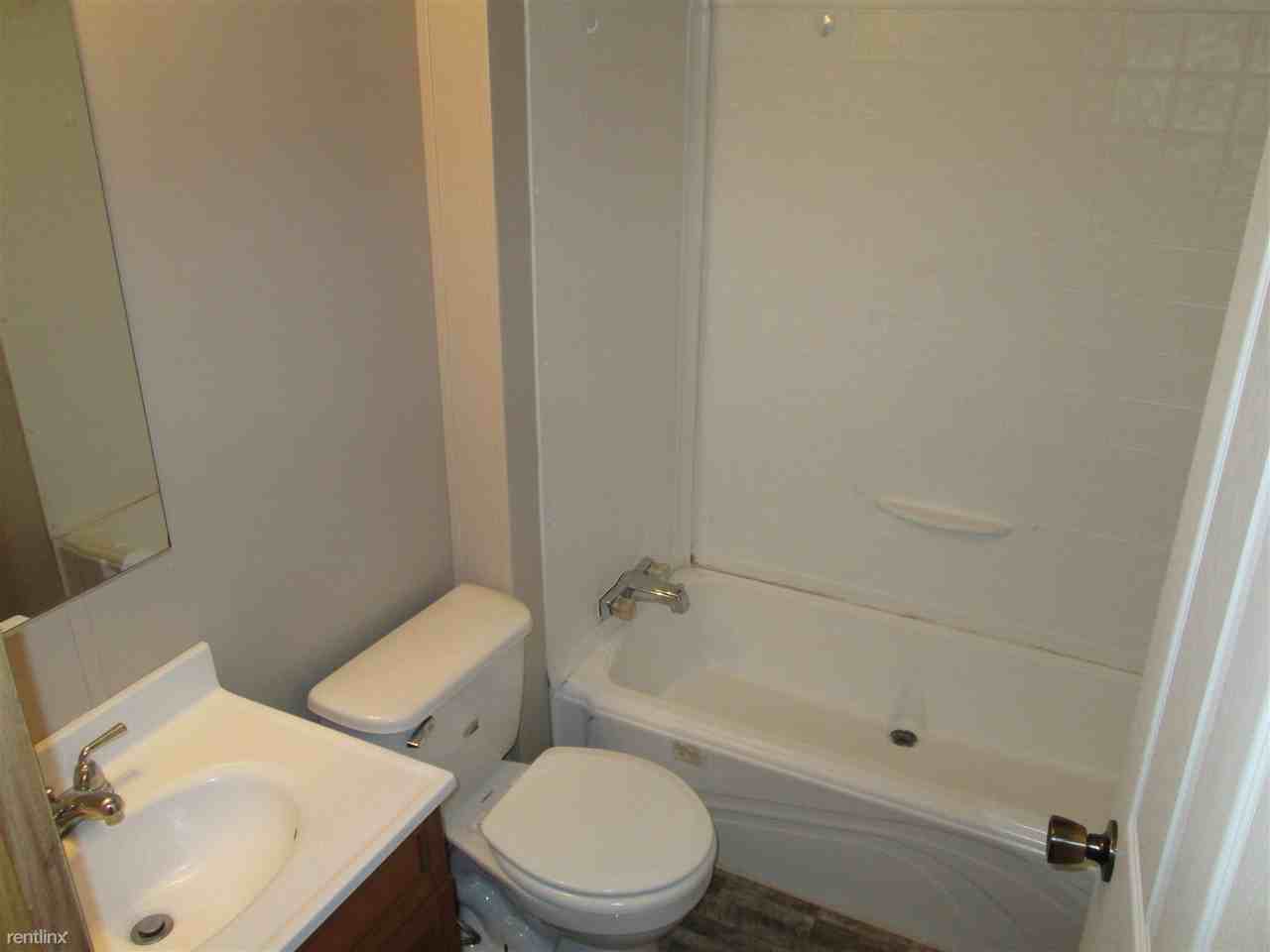 952 Laporte St - Photo 3 of 13