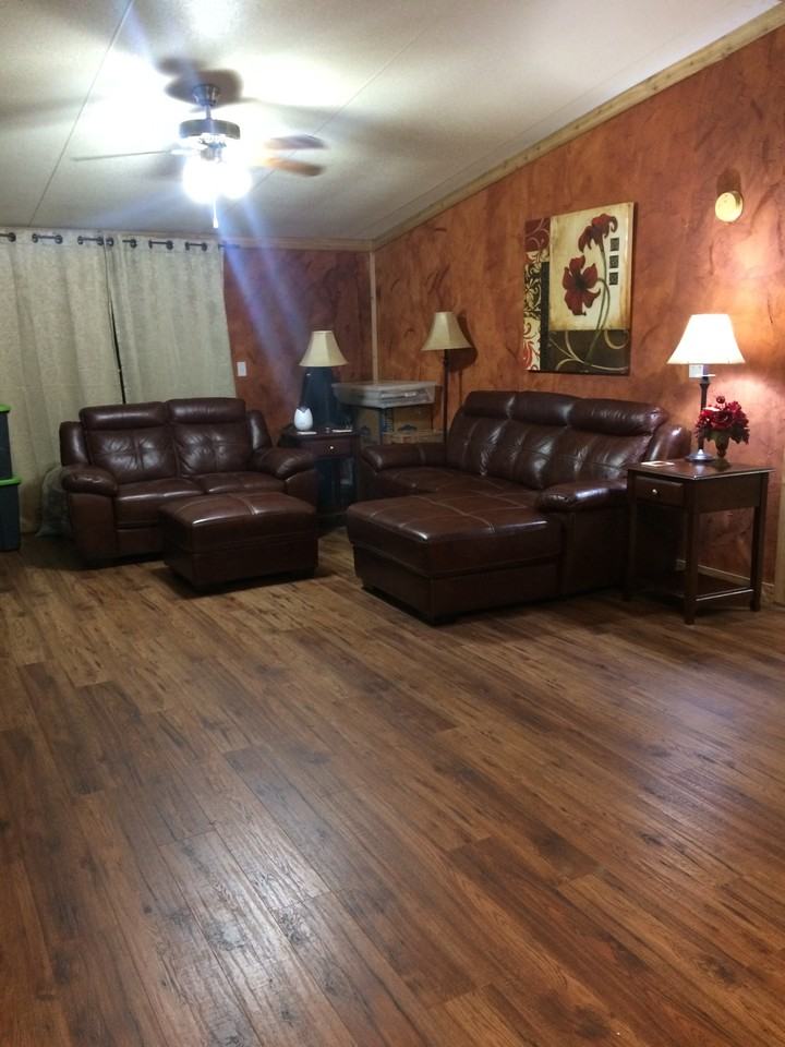 118 Wilson Ct - Photo 2 of 6