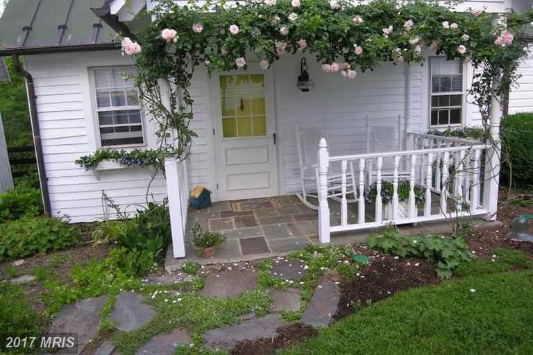 13160-13118 Crest Hill Rd - Photo 3 of 10