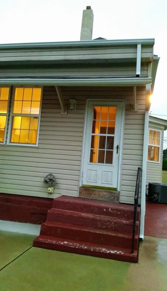 1674-1642 Chichester Ave - Photo 3 of 10