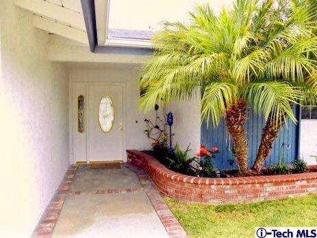 4027 S Manderly Ave - Photo 2 of 6