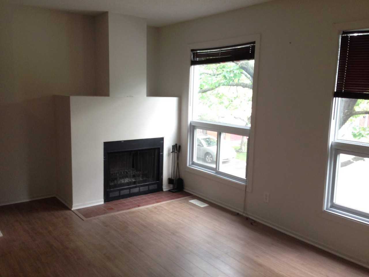 1975 Greenway Park Ln - Photo 2 of 8