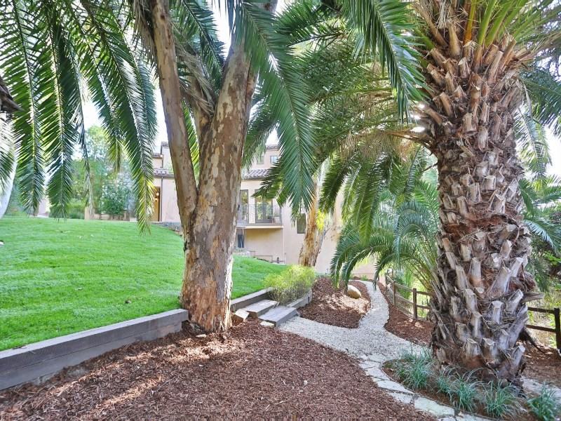 3707 Serra Rd - Photo 3 of 10