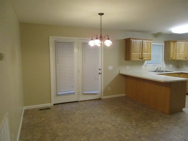 1335 Georgetown Dr - Photo 3 of 10