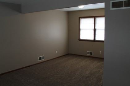 8313 E 104 Terrace - Photo 2 of 29