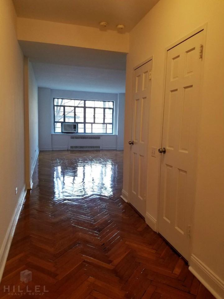 Greenway Terrace #17O