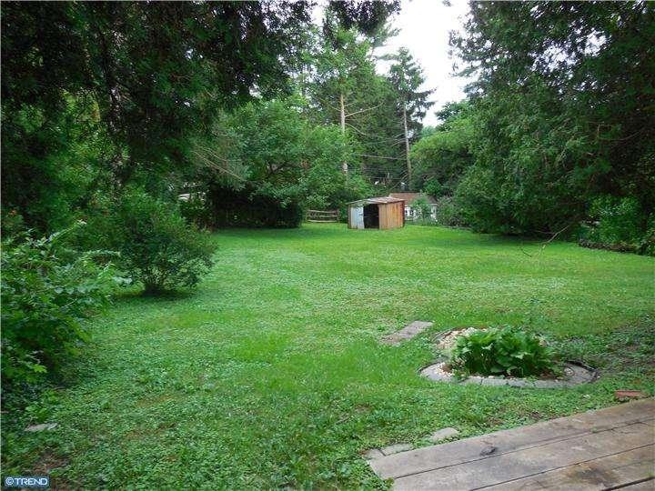 3008 Joshua Rd - Photo 2 of 5