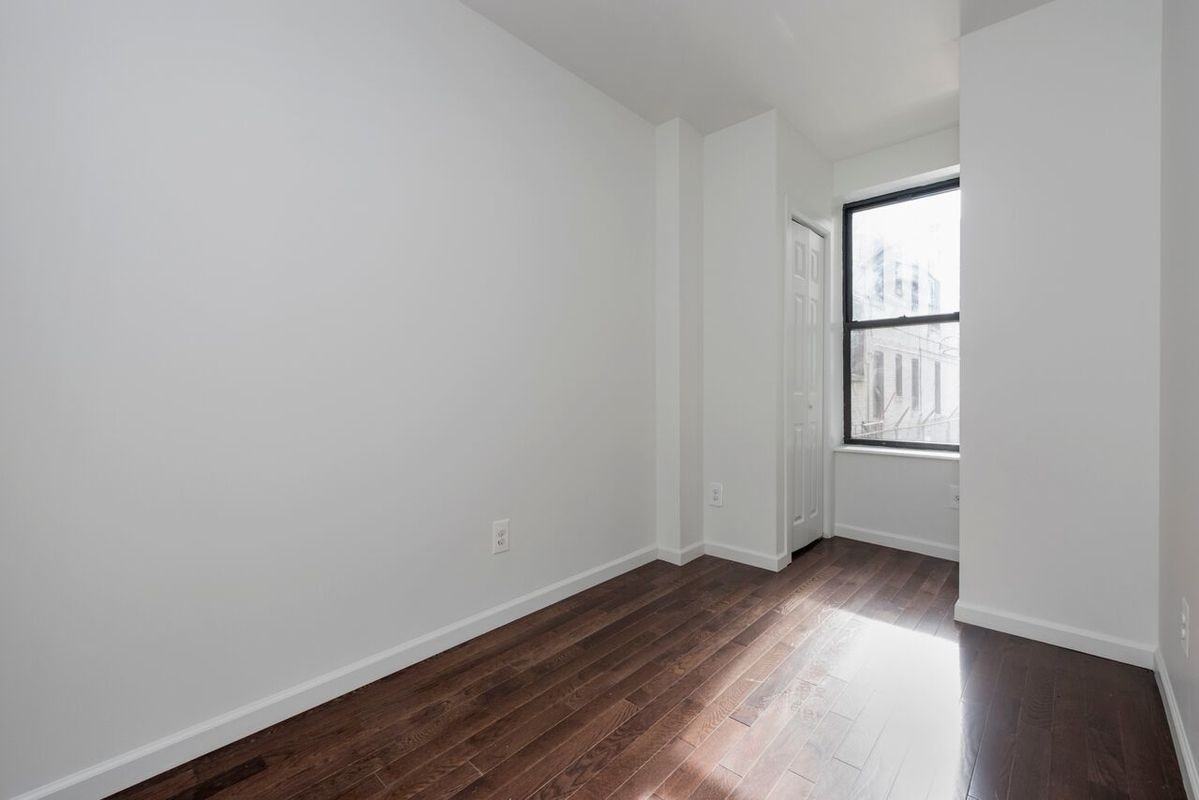 1236 Union Street 3C - Photo 2 of 4