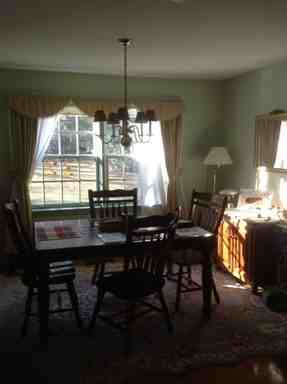 1126 W Clay St - Photo 3 of 11