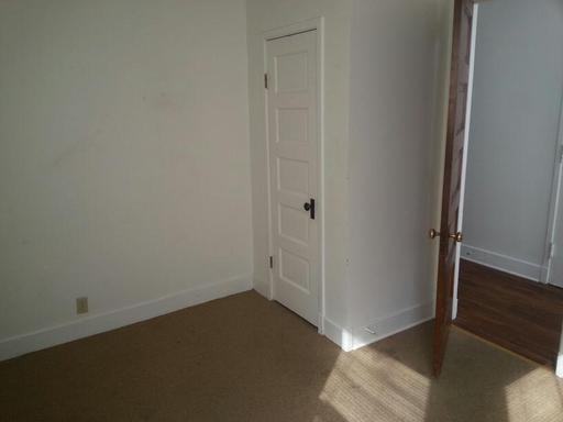 317 W Lexington Ave #C - Photo 2 of 5