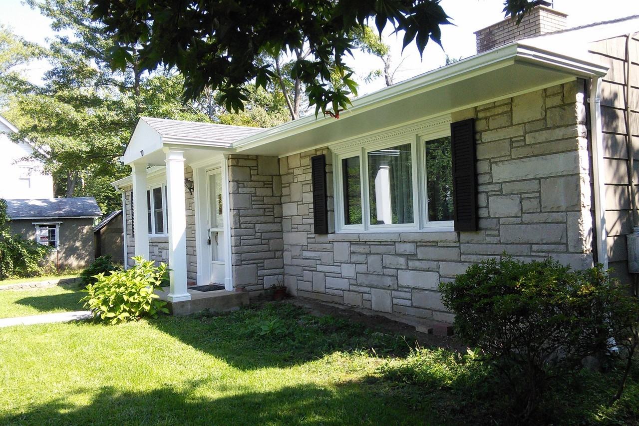 70 Sherwood St - Photo 2 of 23