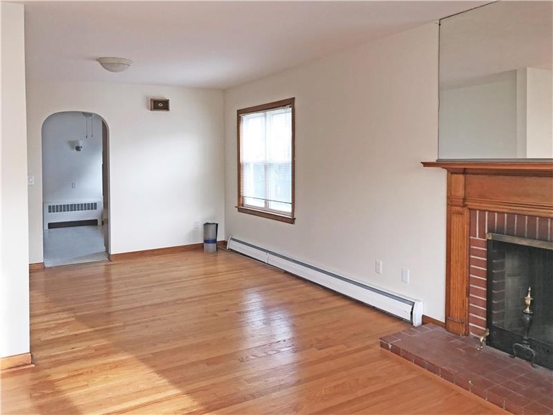 624 Courtland Ave - Photo 3 of 12