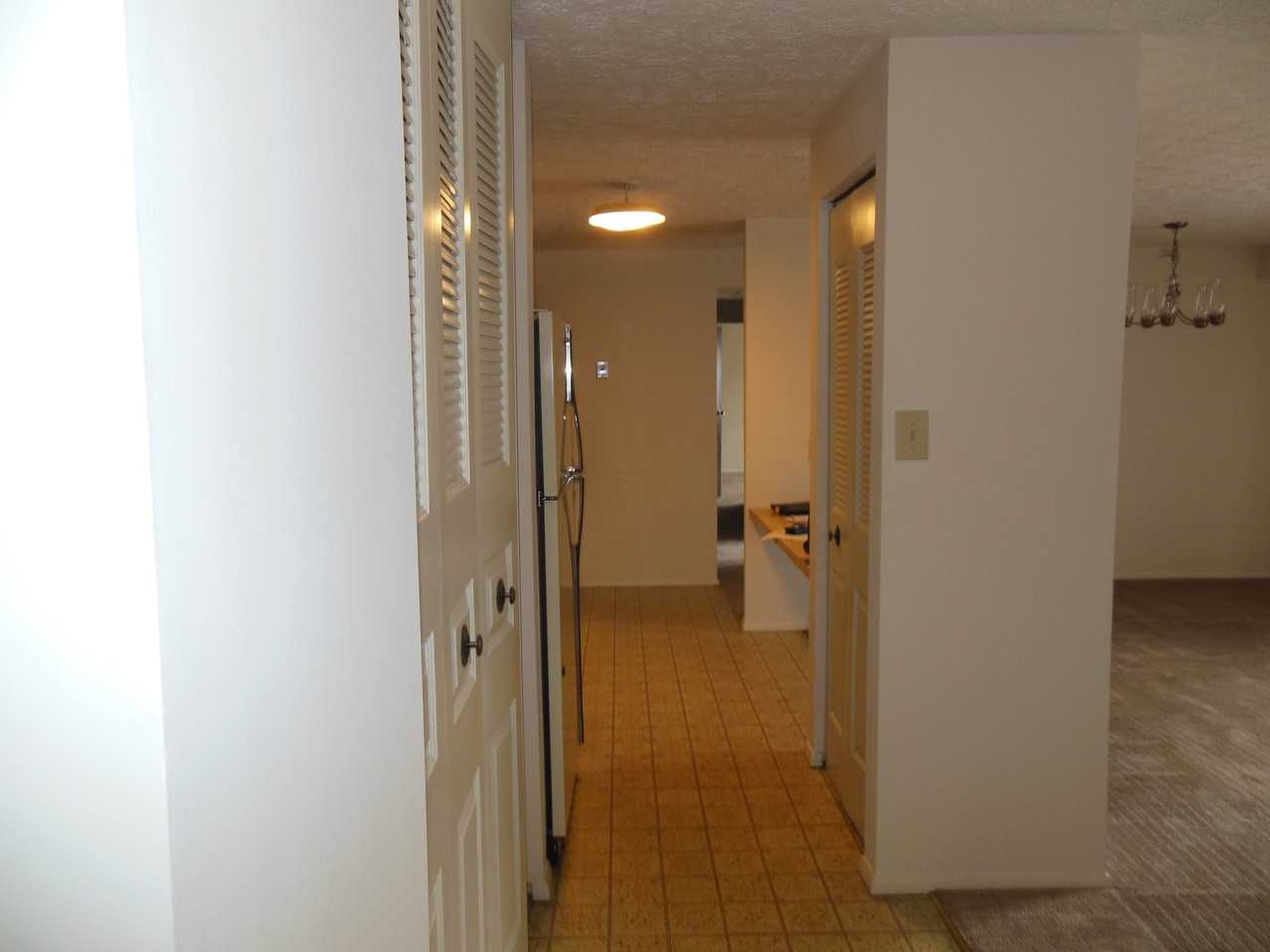 997-999 Heather Ridge Dr - Photo 2 of 10