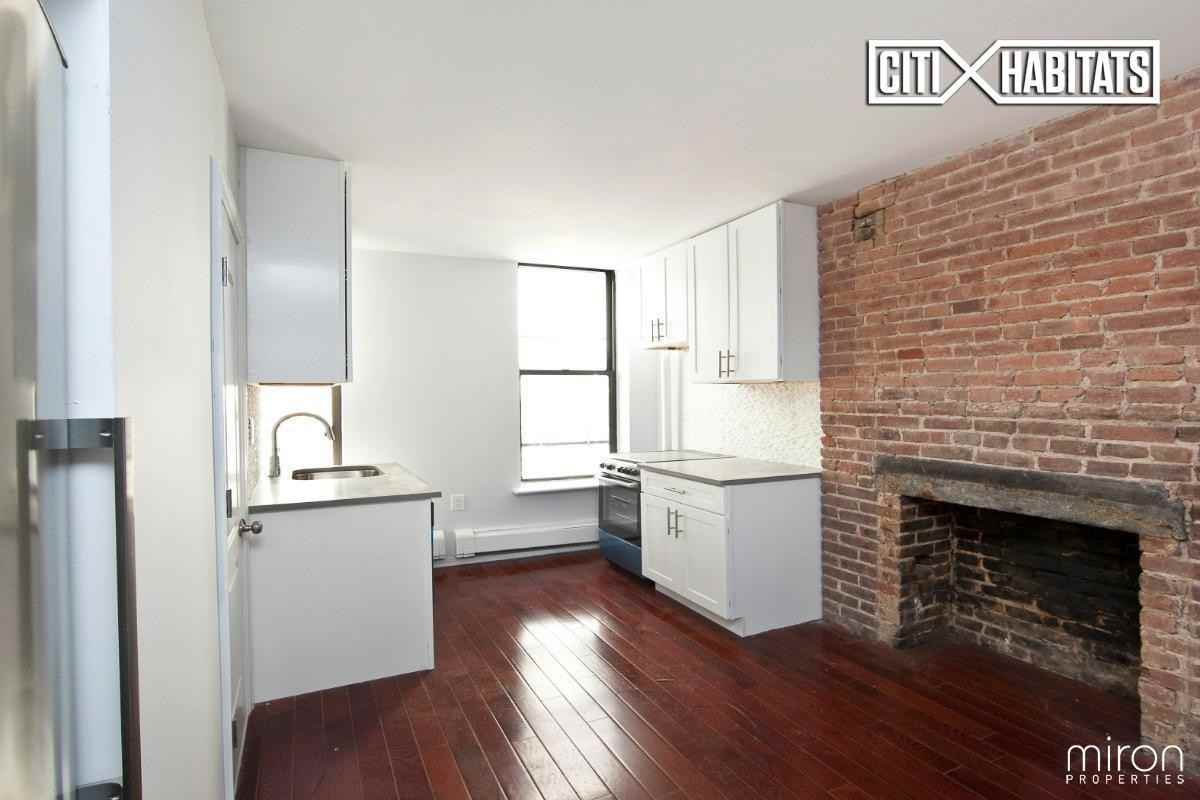 1-18 Centre Market Pl #1 - Photo 3 of 10