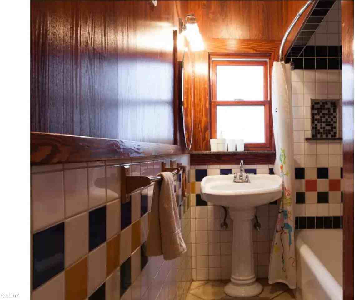 2230 Shattuck Ave - Photo 3 of 6