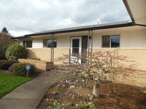 12641 NE Fremont St - Photo 2 of 38