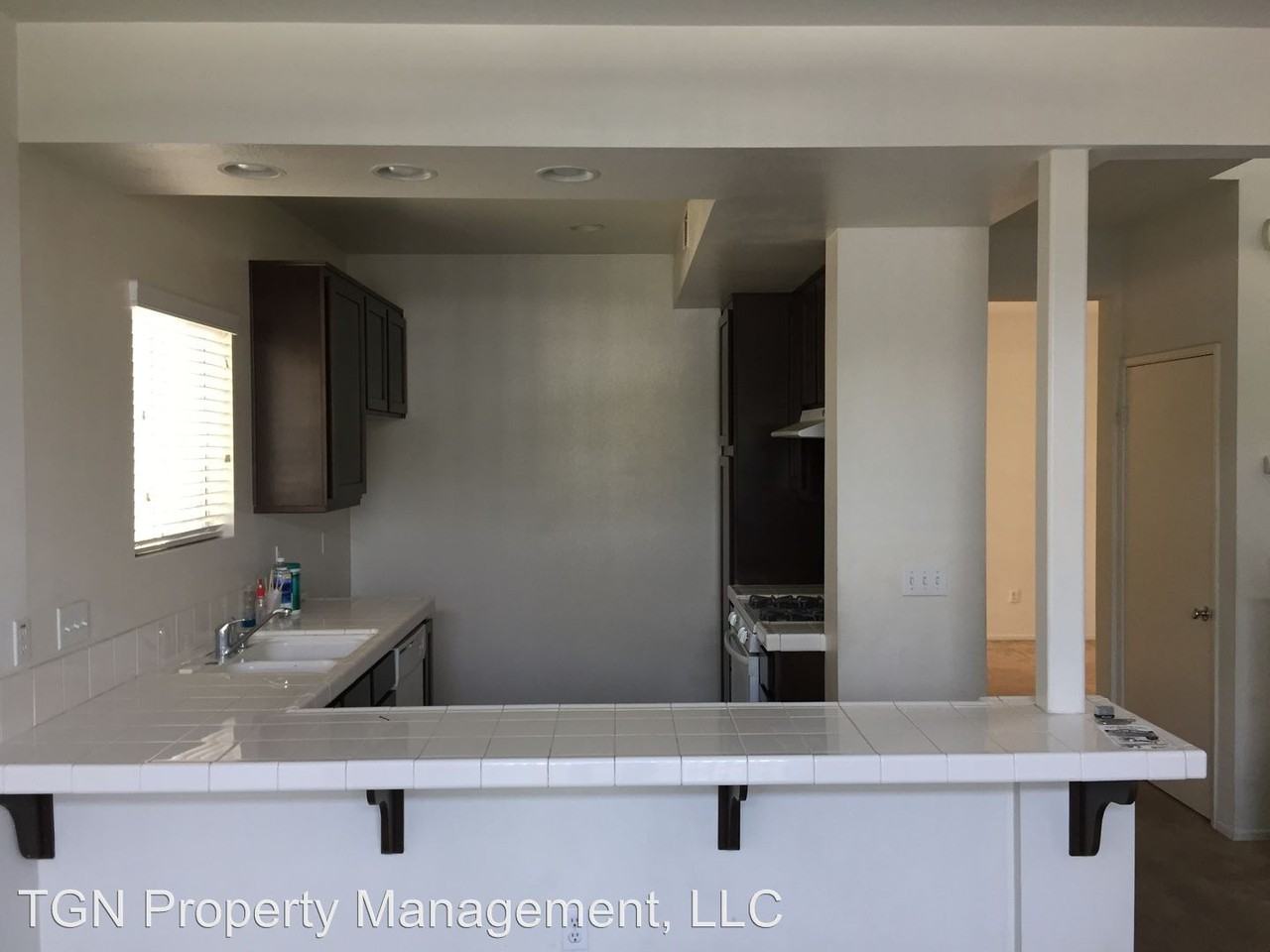 2327 Santa Ana Blvd S - Photo 3 of 13