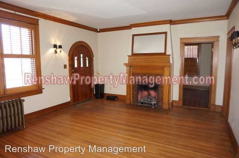 1971 Snowden Ave - Photo 2 of 14