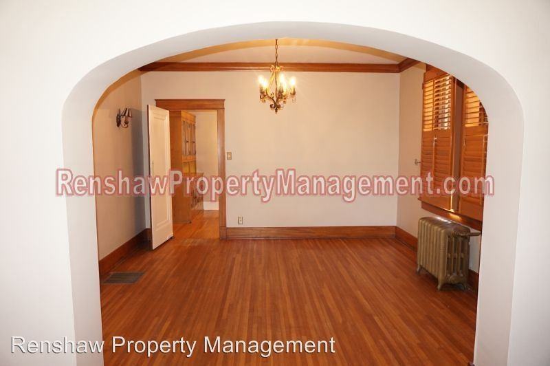 1971 Snowden Ave - Photo 3 of 14