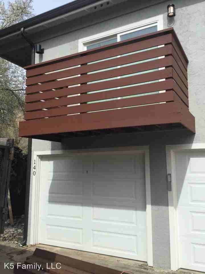 140 Frisbie St - Photo 3 of 24