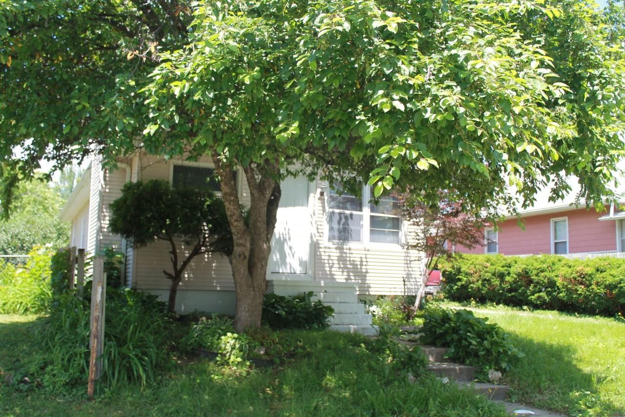 4106 U St - Photo 2 of 14