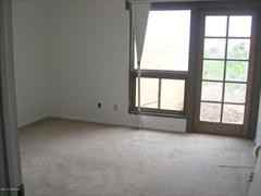 235 N Boulder Terrace - Photo 3 of 7